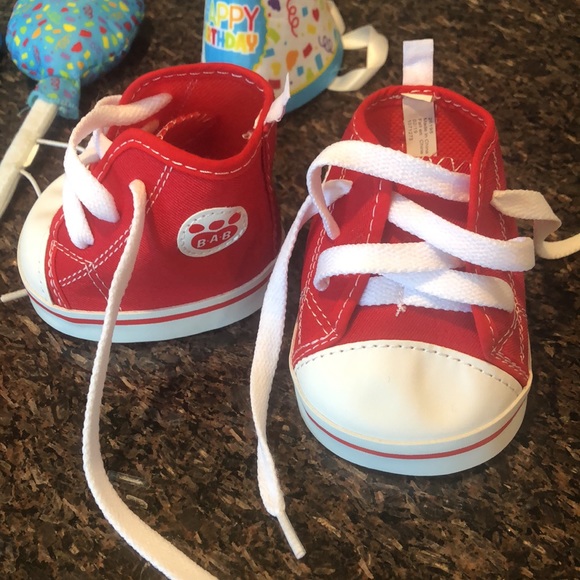 Build a bear Happy Birthday Outfit with shoes and accessories. Like new - Picture 2 of 7